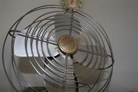 Vintage Manning Bowman Fan