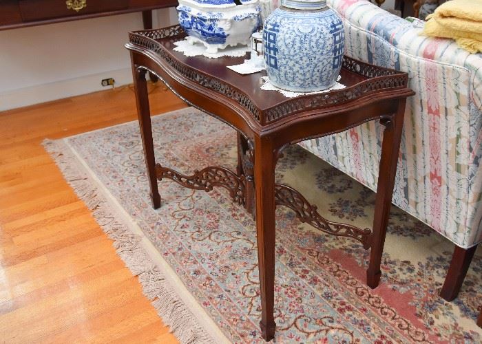 Stunning Antique Chippendale Mahogany Fretwork Tea Table