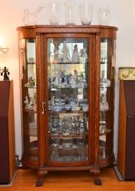 Antique Quarter Sawn Oak Display Cabinet with Curved Glass & Claw Feet