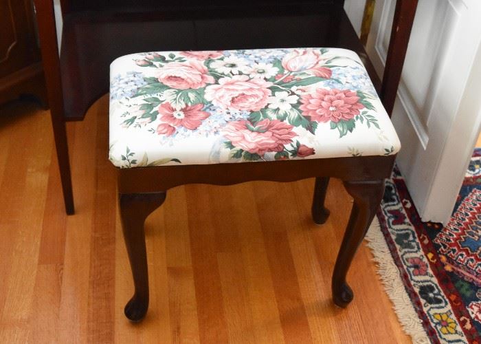 Queen Anne Upholstered Stool