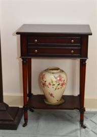 Small Traditional Style Side Table with Drawers, Chinese Porcelain Vase