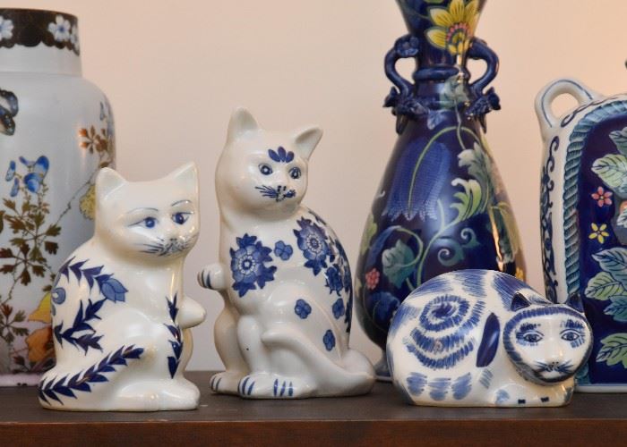 Delft Cat Figurines