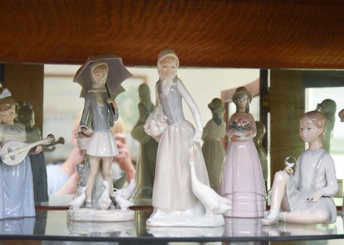 Lladros, Nao & Collectible Figurines