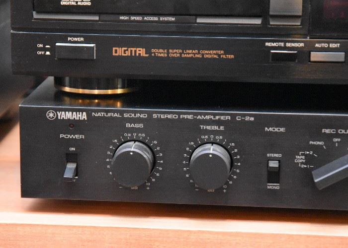 Yamaha Stereo Pre-Amplifier