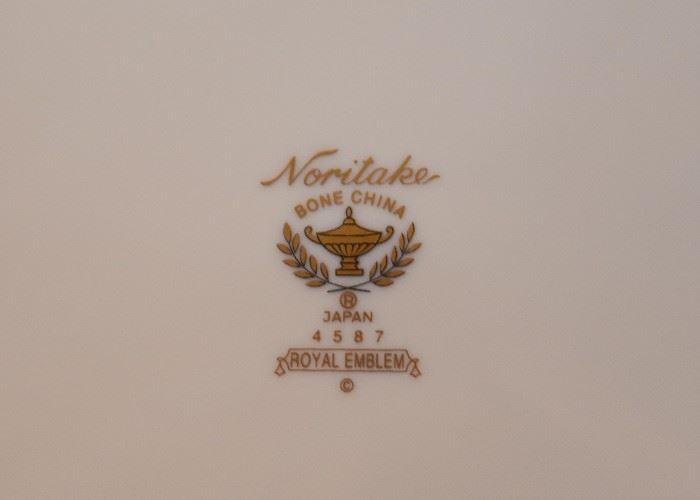 Noritake Bone China (Royal Emblem Pattern)