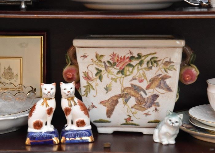 Staffordshire Style Cat Salt & Pepper Shakers, Chinese Porcelain Planter