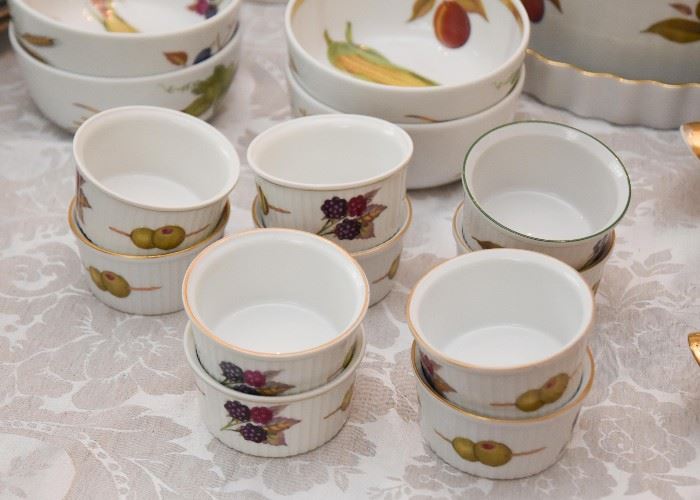 Huge Collection of Royal Worcester Dinnerware & Serving Pieces (Evesham)