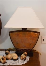 Ceramic & Copper Plate Table Lamp with Asian Scene