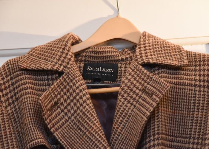 Women's Outerwear (Coats & Jackets)