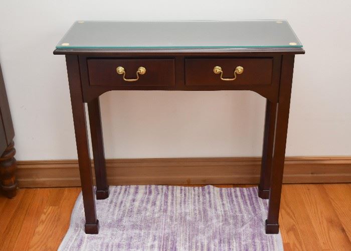 Traditional Style Console Table
