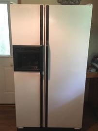 Amana Side-by-Side Refrigerator