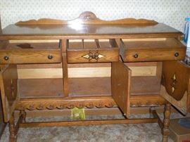 H-28" x  W-19 1/2" x  L- 53"  