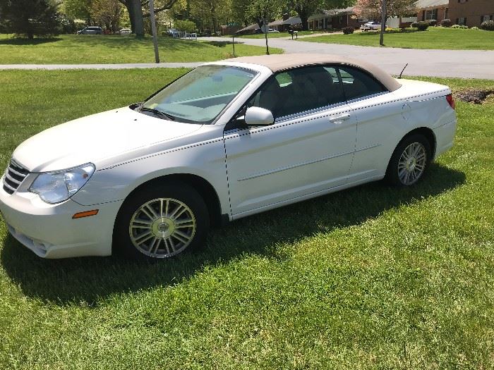 2009 Chrysler Sebring Touring convertible.  Very clean. 
 Low mileage.  Subject to prior sale.  Contact if interested