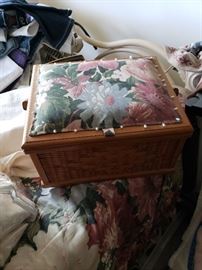 Cute sewing basket.