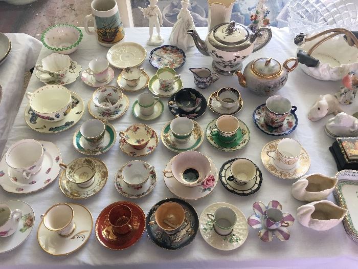 Loads of cups and saucers 