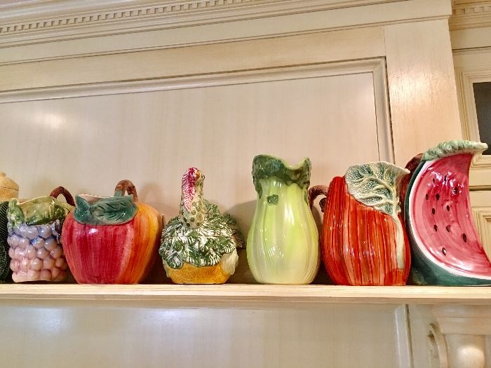 Fruit and vegetable pitchers