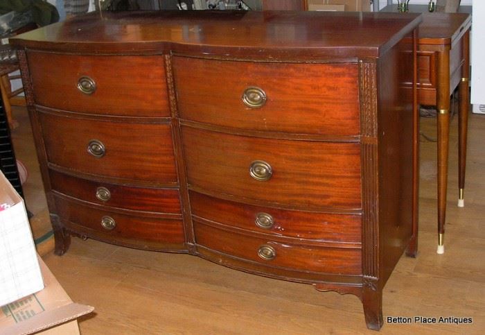Duncan Phyfe style Chest Drawers,