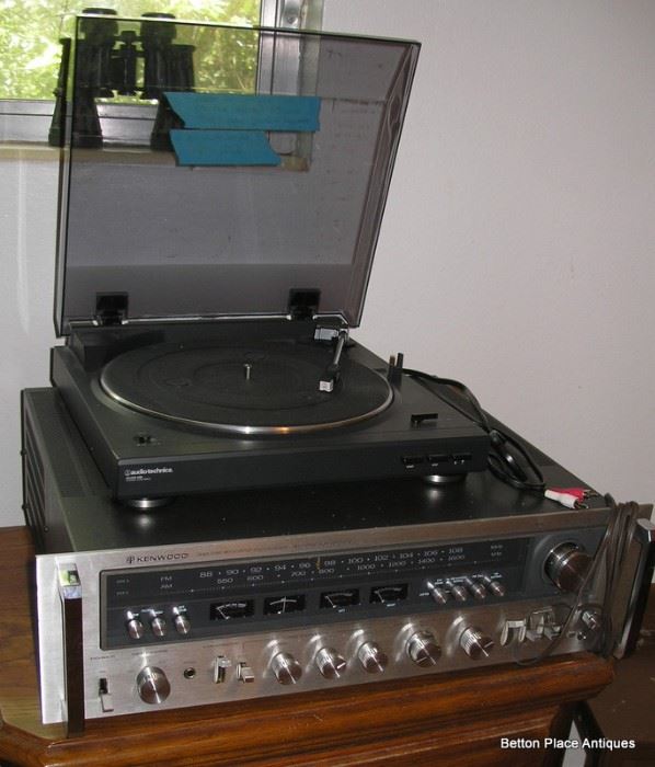 Kenwood KR9600 receiver with turntable