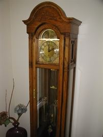 Howard Miller Grandfather Clock, Excellent Working Condition. Model # 610-259