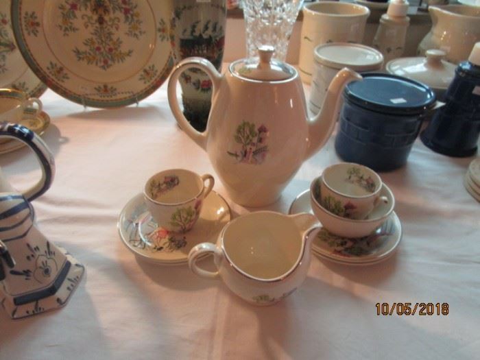 Alfred Meakin Teapot and cups