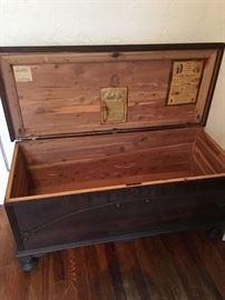 Lane cedar chest
