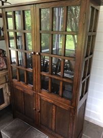 Arts and crafts style cabinet 