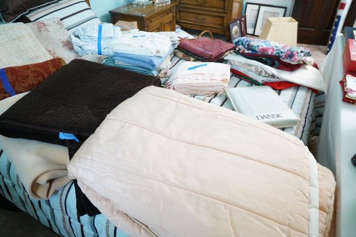 Bedding-duvets and bedspreads. Gently used, good condition. 