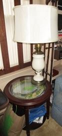 U of M collectible table, vintage lamp