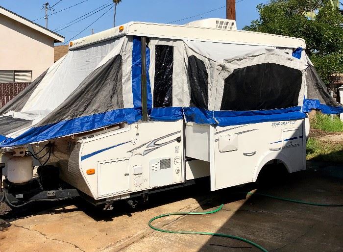 Very good condition, but we have discovered it will require a $1000 repair per a local dealer. See details on submitting bid for this pop-up camper.