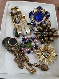 Costume Earring Pairs