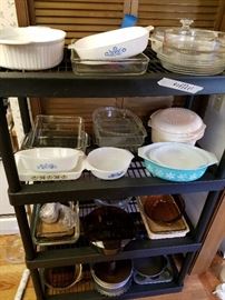 Bakeware
Muffin tins like new
Pyrex glass pie plates

