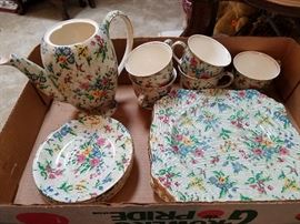 Royal Winton 
Made in England
"Queen Anne"