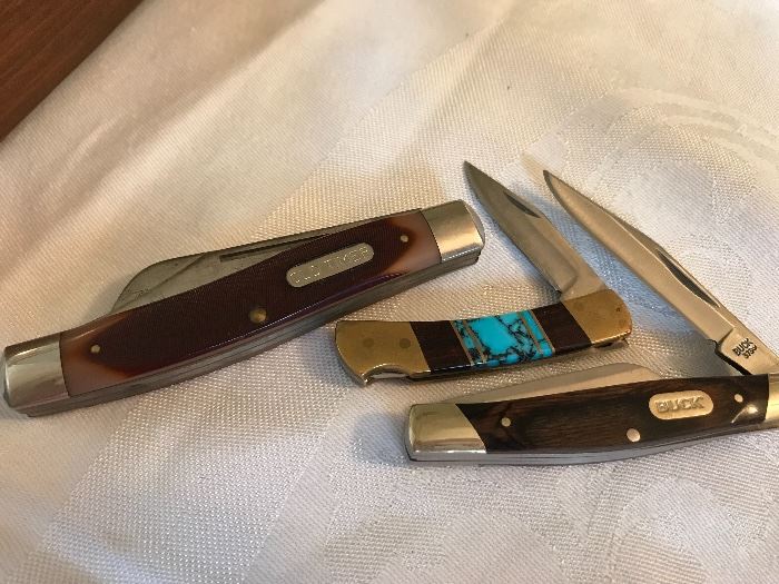 Folding knives; including Old Timber and a Buck folding knife 