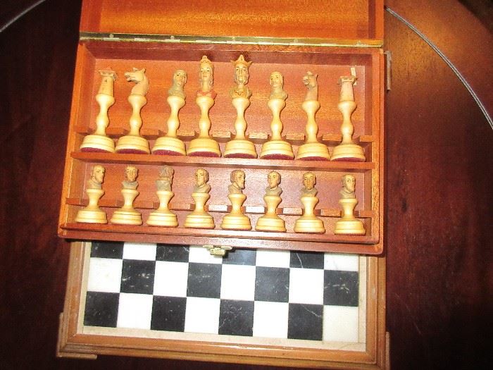 Arni carved chess set