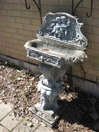 Wall bird bath, resin