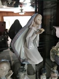 LLadro Reverent Moment