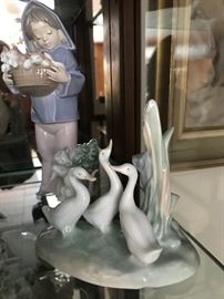 LLadro Mothers little helper