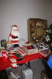 More Christmas.  Note the Harvest wreath