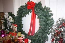 Very large wreath