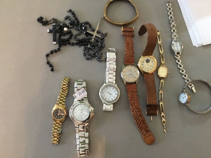 Miscellaneous watches including Seiko and Pierre Cardin