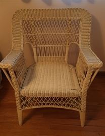 Vintage White Wicker Chair 