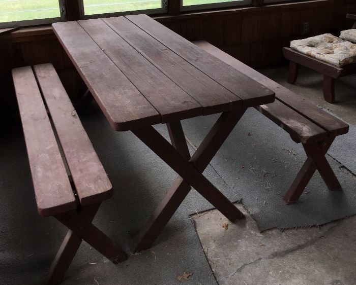 VTG Redwood Picnic Table & Benches 