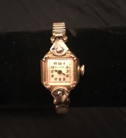 Vintage 14kt Gold Bulova Watch