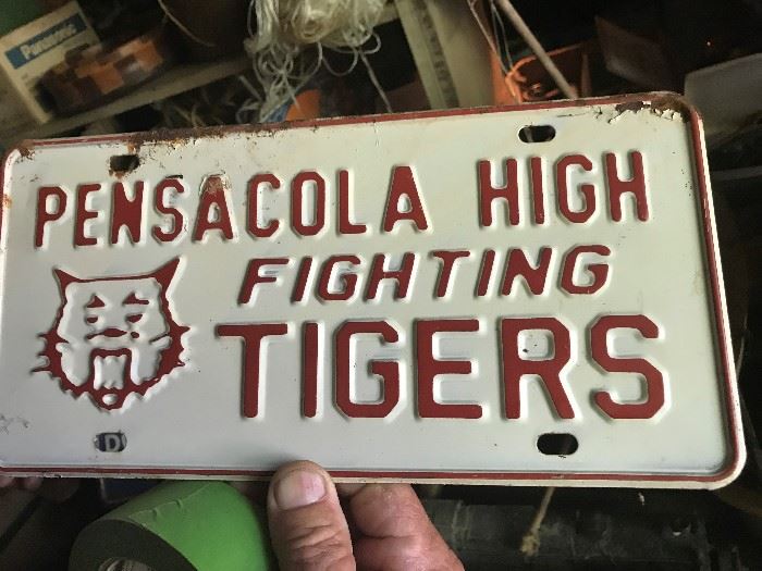 Pensacola High Fighting Tigers