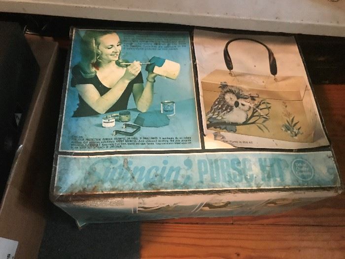 Vintage Purse Kit with Bakelite Handle