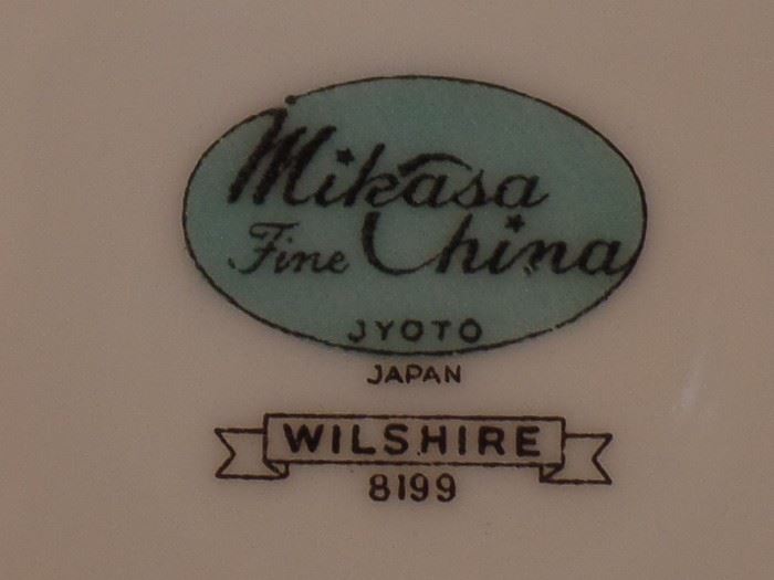 Mikasa Wilshire dish set for 12