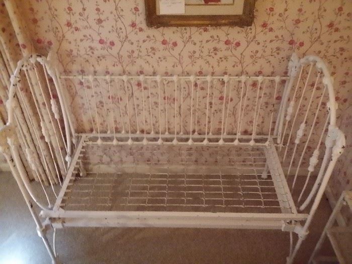 Antique iron baby bed (part of it is missing)