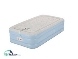 Aerobed queen blow up mattess