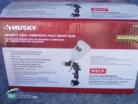 Husky gravity feed spray gun
