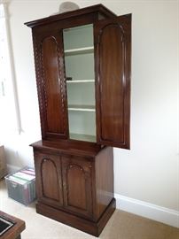 Kittinger Furniture Co. four door bookcase